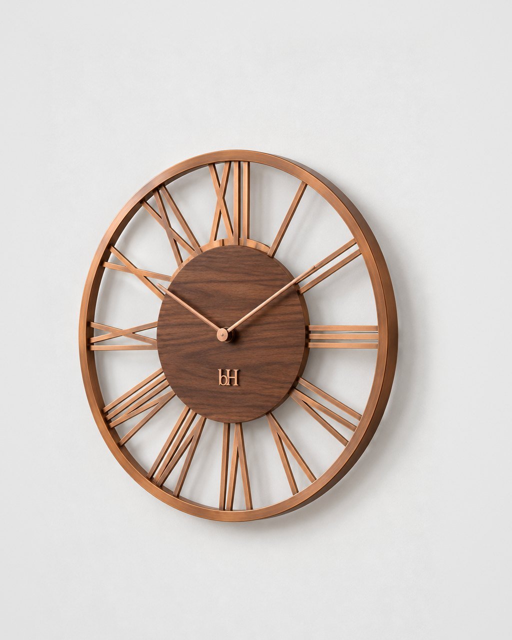 Copper-frame wall clock