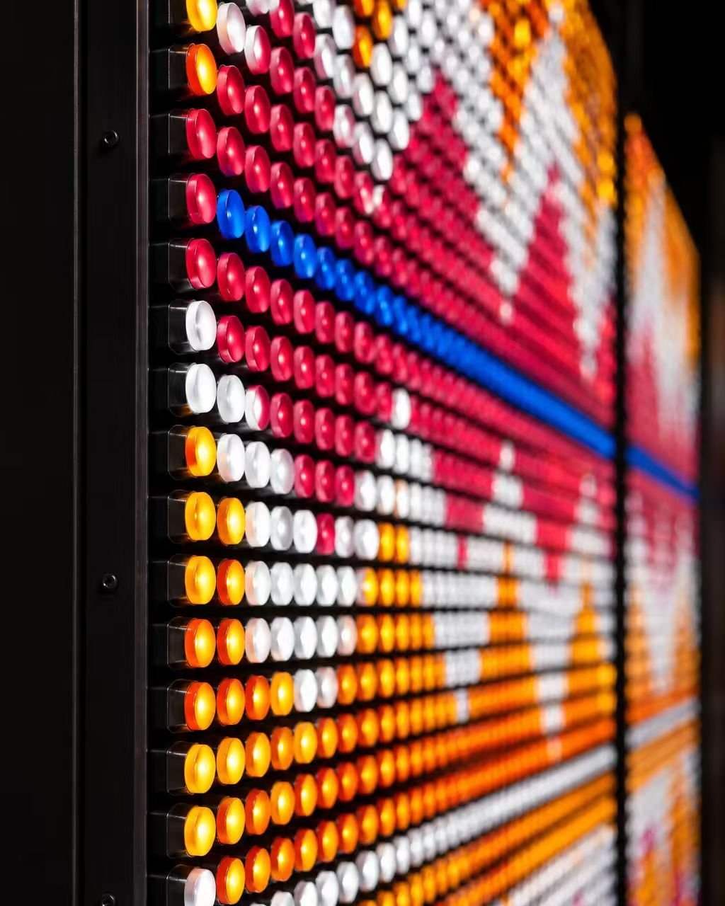Pixel light wall, detail